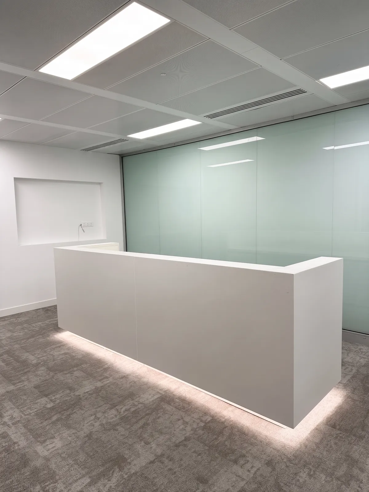 Complete office renovation — immagine 1